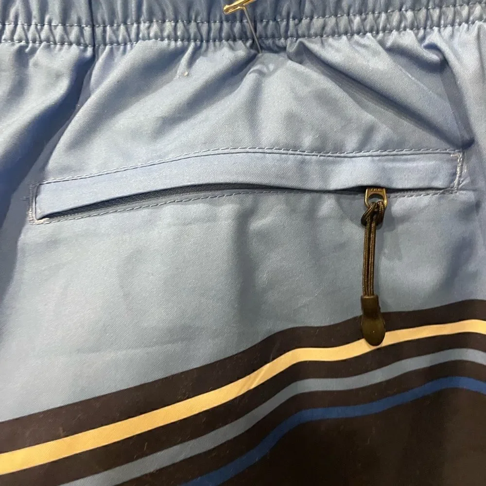 NWT Roundtree & Yorke Swim Trunks - Picture 6 of 7